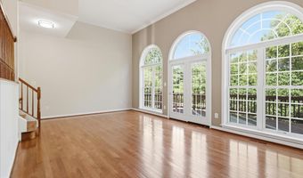 21824 LADYSLIPPER Sq, Ashburn, VA 20147