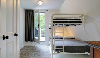 59 Melrose Ave, Jamestown, RI 02835