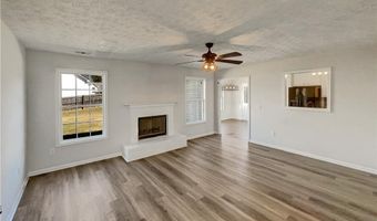 735 Galloping Bend Ct, Auburn, GA 30011