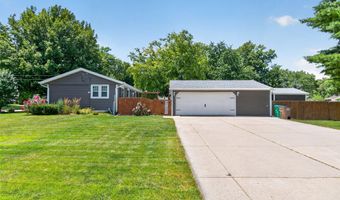 713 2nd St SE, Altoona, IA 50009