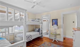 140 Tuckerman Ave, Middletown, RI 02842