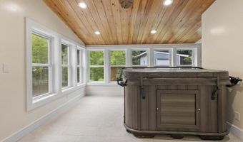 67 Taylor Rd, Acton, MA 01720