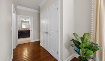 81 Fieldstone Ln 81, Beacon Falls, CT 06403