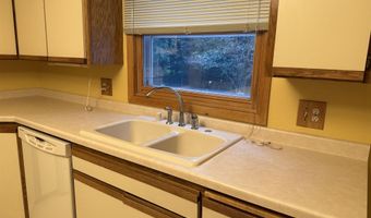1619 S RAVINIA Pl, Appleton, WI 54915