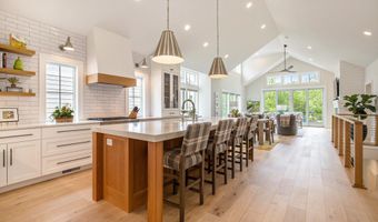 7314 Schoolhouse Dr SE, Ada, MI 49301