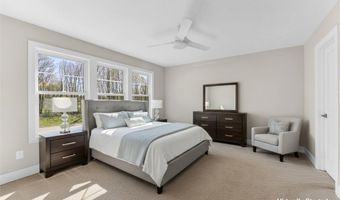 805 Club Dr W, Aurora, OH 44202