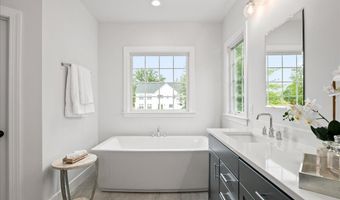 3608 CENTER Dr, Alexandria, VA 22309