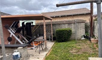 1423 S Poinsettia Ave, Compton, CA 90221