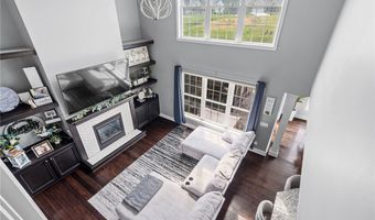 2480 Orchard Spring Cir, Alliance, OH 44601