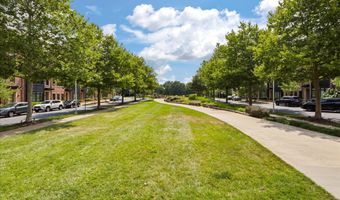 22773 ORCHARD GROVE Dr, Ashburn, VA 20148