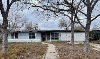 909 Highland Ave, Alice, TX 78332