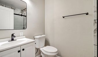 329 46th St NW, Albuquerque, NM 87105