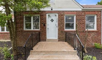 9938 Coventry Ln, Affton, MO 63123