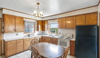 W6231 County Road K, Arlington, WI 53911