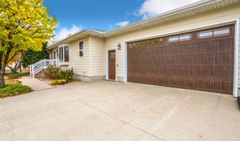 2107 SE Crystal Ave, Aberdeen, SD 57401