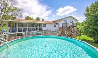 958 W Hunt Rd, Alcoa, TN 37701