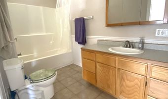 543 SPRUCE St, Brookings, OR 97415