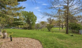5856 139th St W, Apple Valley, MN 55124