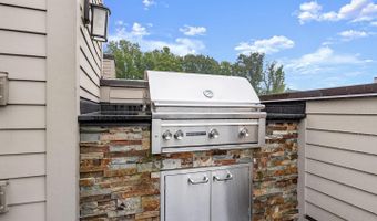 153 WINSOME Cir, Bethesda, MD 20814
