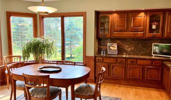 203 Randwood Dr, Amherst, NY 14068