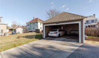 638 Pontiac Ave, Cranston, RI 02910