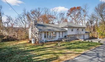 9 Orleans St, Johnston, RI 02919