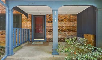 2344 Hidden Meadow Ln, Ballwin, MO 63021