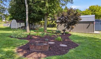 1135 Crystal Ct, Avon, IN 46123