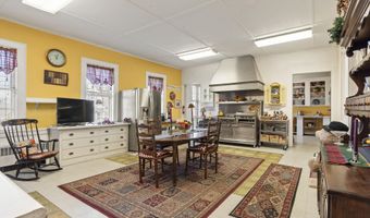 103 South St, Bath, ME 04530
