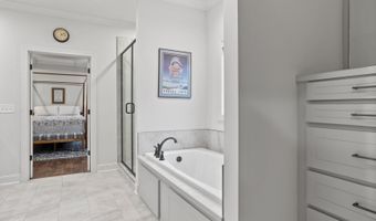 842 Long Leaf Cir, Brandon, MS 39042