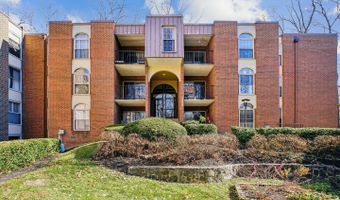 3356 WOODBURN Rd #34, Annandale, VA 22003