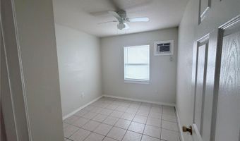 507 TWIN PINES Ln C, Auburndale, FL 33823