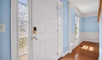 354 E Creek Bnd, Athens, GA 30605