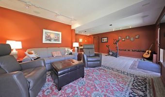 55 Mallard Dr, Becket, MA 01223