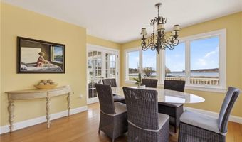 38 Pierce Ave, Jamestown, RI 02835