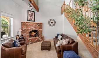 13602 Sego Rd, Agua Dulce, CA 91390