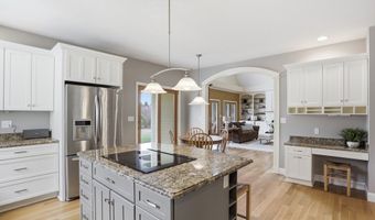 48 Vaughn Hill Rd, Bolton, MA 01740