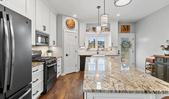 5401 N AMETHYST Dr, Appleton, WI 54913