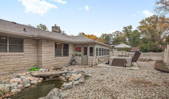 34 Colony Rd, Anderson, IN 46011