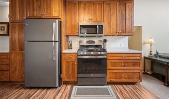 16 Lakeridge Dr, Adrian, MI 49221