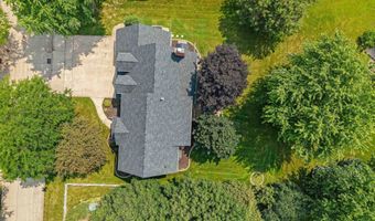 3901 N MILLWOOD Dr, Appleton, WI 54913