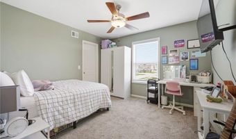 6416 N 142nd St, Basehor, KS 66007