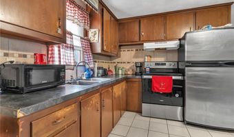 62 Canonchet Trl, Cranston, RI 02921
