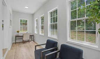 5422 Cheyenne Dr, Acworth, GA 30102