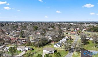 826 Barnes St, Albertville, AL 35950