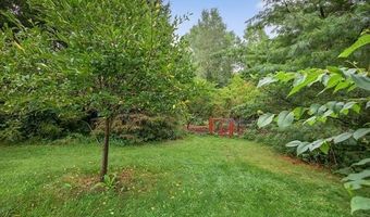5061 Sandhill Rd, Almont, MI 48003