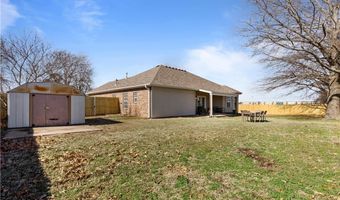 302 NE M St, Bentonville, AR 72712