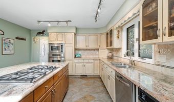 10 Settlers Cv, Beaufort, SC 29907