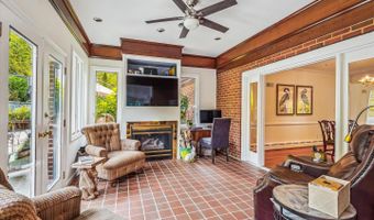 6623 RADNOR, Bethesda, MD 20817