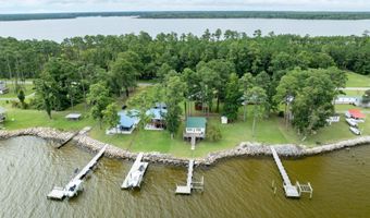 201 Hickory Point Dr, Aurora, NC 27806
